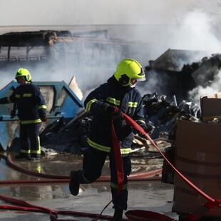 Μήνυμα 112 για φωτιά τώρα στον Ταύρο Αττικής
