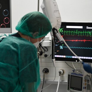 Λάρισα: Σταθερή αλλά κρίσιμη η κατάσταση της υγείας του 9χρονου που πνίγηκε με πορτοκάλι