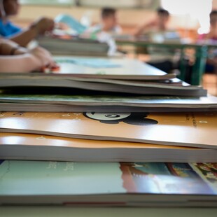 Παράταση εγγραφών σε νηπιαγωγεία και δημοτικά για το σχολικό έτος 2025-26