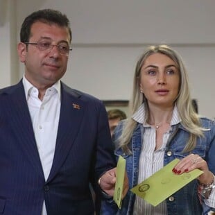 Σύζυγος Ιμάμογλου: «Δεν θα το βάλω κάτω, αντλώ δύναμη από όλες τις γυναίκες στην Τουρκία»