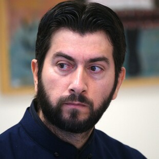 Πατέρας Αντώνιος: Αναβλήθηκε η δίκη του για τις καταγγελίες περί σεξουαλικής κακοποίησης - Ο λόγος