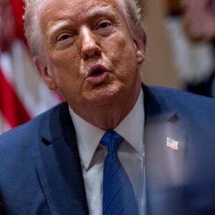 Οι ΗΠΑ ζητούν συμμόρφωση των ευρωπαϊκών εταιρειών με το διάταγμα Τραμπ κατά της διαφορετικότητας