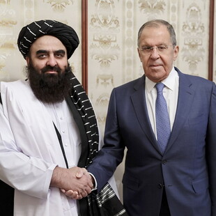 Η Ρωσία εξετάζει την άρση της απαγόρευσης στους Ταλιμπάν