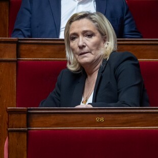 Βαρύτατες ποινές στη Μαρίν Λεπέν - Δεν θα είναι υποψήφια στις γαλλικές εκλογές του 2027