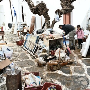 Κακοκαιρία στις Κυκλάδες: Πρωτοφανείς εικόνες βιβλικής καταστροφής από την Πάρο