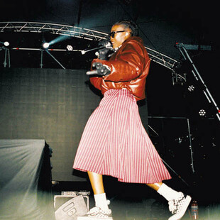 Vans: Η Little Simz πρωταγωνιστεί στη νέα καμπάνια της Vans για το Premium Old Skool