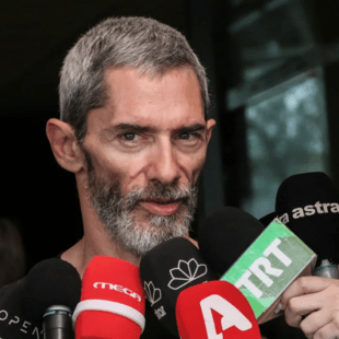 Πλακιάς κατά Λακαφώση: «Ο εθνικός μας πραγματογνώμονας δεν άσκησε ποτέ το επάγγελμα του μηχανικού»