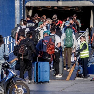 Ξεκίνησε η μεγάλη έξοδος του Πάσχα - Αυξημένη κίνηση στα λιμάνια 