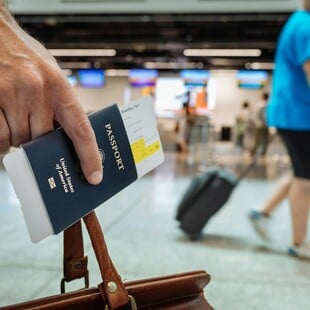 ΗΠΑ: Από τις 7 Μαΐου αυστηρότεροι έλεγχοι ταυτοτήτων στα αεροδρόμια - Τι σημαίνει αυτό