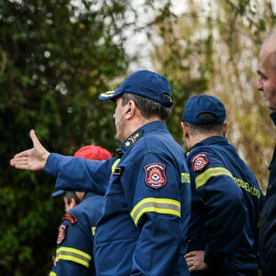 Πάτρα: Απεγκλωβίστηκαν 3 ορειβάτες που είχαν παγιδευτεί σε δύσβατη χαράδρα