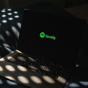 Spotify: Χιλιάδες χρήστες σε όλο τον κόσμο αναφέρουν προβλήματα στην πλατφόρμα