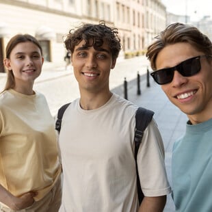 Youth Pass: Περισσότερες από 66.000 οι αιτήσεις νέων για την ψηφιακή κάρτα των 150 ευρώ    