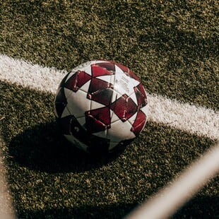 Bild: Η UEFA σκέφτεται να καταργήσει την παράταση 
