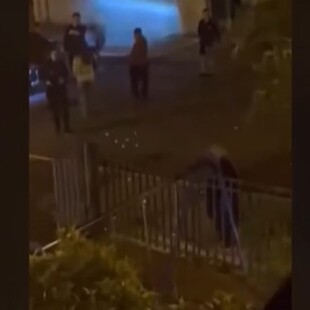 Πόρος: Ανήλικοι πετούν βαρελότα στα πόδια 85χρονης