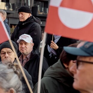Δανία και Γροιλανδία συντάσσονται υπό τον κίνδυνο των απειλών του Ντόναλντ Τραμπ