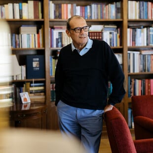 Νίκος Μπακουνάκης: «Αυτή τη θέση δεν την παντρεύεσαι, ούτε είσαι θεός» ΟΙ ΤΙΤΛΟΙ ΣΤΟ ΤΕΛΟΣ ΤΟΥ ΚΕΙΜΕΝΟΥ