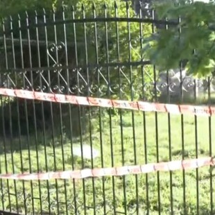 Θεσσαλονίκη: 72χρονη καταπλακώθηκε από την καγκελόπορτα του σπιτιού της
