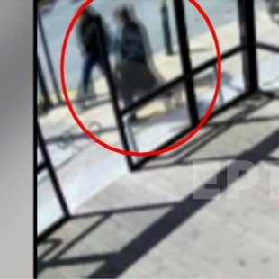 Μαρούσι: Βίντεο από τη στιγμή που ο 40χρονος που παρενοχλεί ανήλικες πλησιάζει μία 17χρονη