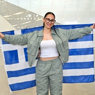 Eurovision 2025: Η Klavdia με την ελληνική αποστολή αναχώρησαν για την Ελβετία