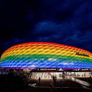 Τελικός Champions League 2025: Γιατί η πρόσοψη του Alianz Arena δεν μπορεί να δείξει τα πάντα