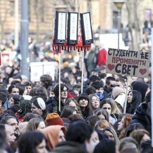 Σερβία: Πρόωρες βουλευτικές εκλογές ζητούν οι φοιτητές