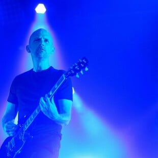 Γιατί ο Moby προσφέρει δωρέαν την μουσική του και έχει γίνει «ο παράξενος γέρος που θα δεις στα βουνά»