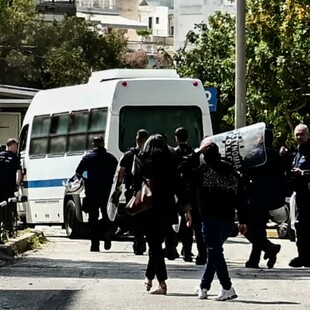 ΕΛ.ΑΣ.: Πώς έδρασαν οι 6 συλληφθέντες για την αιματηρή επίθεση κουκουλοφόρων στη Νομική