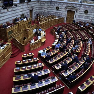 Τέμπη: Στη Βουλή νέα ποινική δικογραφία 