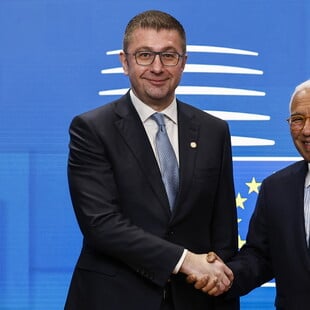 Βόρεια Μακεδονία: Ο Μιτσκόσκι αρνείται αλλαγή Συντάγματος για ένταξη στην ΕΕ αν δεν δει «κίνηση από Βουλγαρία»