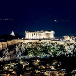 Εισαγγελική παρέμβαση για το drone show με φόντο την Ακρόπολη