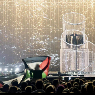 Eurovision 2025: Τι πραγματικά ακουγόταν όσο τραγουδούσε η Ισραηλινή