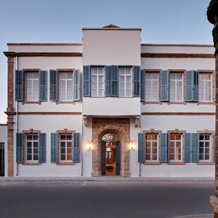 Ένα αρχοντικό του 1900 μεταμορφώθηκε σε κομψό boutique hotel στην καρδιά της Λευκωσίας