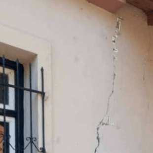 Σεισμοί στην Εύβοια: Ρωγμές και ζημιές σε 50 κτίρια - Ακατάλληλα αρκετά σπίτια 
