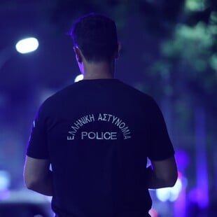 ΓΛΥΚΑ ΝΕΡΑ ΑΝΗΛΙΚΟΙ ΕΠΙΘΕΣΗ