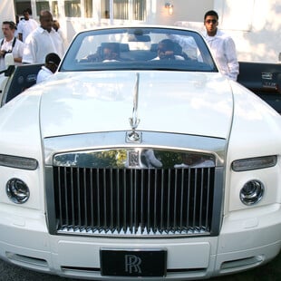 Σον Diddy Κομπς: Αυτοκίνητα, ακίνητα, αεροπλάνο και τα περιουσιακά στοιχεία που «έχει να χάσει» στη δίκη