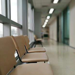 Ρέθυμνο: Το σημείωμα του 87χρονου που σκότωσε τη σύζυγό του και αυτοπυροβολήθηκε - «Ζητώ συγνώμη... ήθελα μόνο να την βοηθήσω»