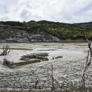 Σε συνθήκες ξηρασίας Κρήτη, Πελοπόννησος και Δυτική Στερεά: Τι αποτυπώνει χάρτης του meteo