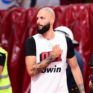 Ολυμπιακός - Παναθηναϊκός: Αποθεώθηκε ο Φουρνιέ στο ΣΕΦ