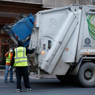Κυψέλη: Άγνωστοι ξυλοκόπησαν εργαζόμενο της καθαριότητας εν ώρα εργασίας