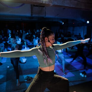 Techno Yoga Greece: Δυο παιδιά που τόλμησαν να ενώσουν δύο ξένους κόσμους