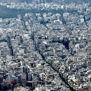 Εκτοξεύτηκαν στα 1,8 δισ. ευρώ τα νέα δάνεια το 2024