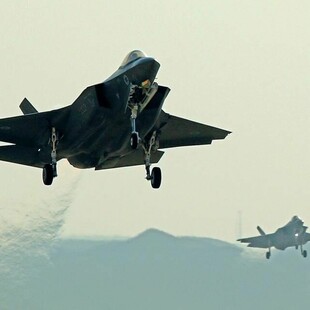 Η Τεχεράνη λέει ότι κατέρριψε ισραηλινό F-35 - Drone «έπεσε στο Ιράν» λέει το Τελ Αβίβ