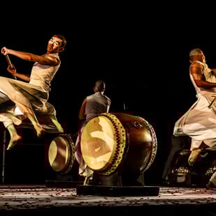 U-THEATRE – «Sword of Wisdom»: Μια ξεχωριστή πνευματική εμπειρία για πρώτη φορά στην Αθήνα