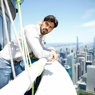 HELL, Michele Morrone, Mercedes – όταν τα δώρα γίνονται εμπειρίες ζωής