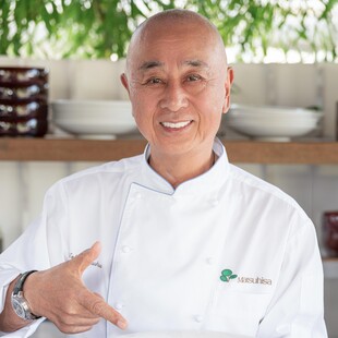Nobu Matsuhisa: «Μαγειρεύω πάντα με την καρδιά μου, η απλότητα είναι η πιο εκλεπτυσμένη γεύση»