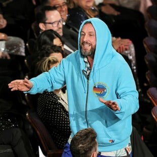 Ο Άνταμ Σάντλερ ξεκινά stand up περιοδεία