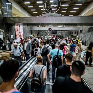 Μετρό-φούρνος: Ως πότε θα λιώνουμε και υπογείως;