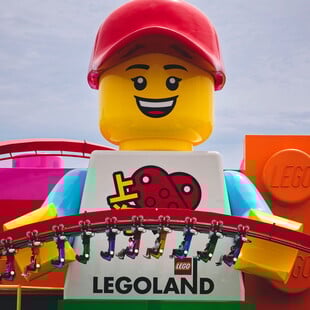 Legoland Shanghai: Το μεγαλύτερο θεματικό πάρκο Lego στον κόσμο άνοιξε στην Κίνα