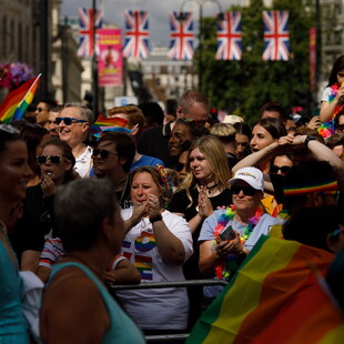 Κρίση για τα Pride στη Βρετανία: Μειωμένη χρηματοδότηση, λιγότερες παρελάσεις