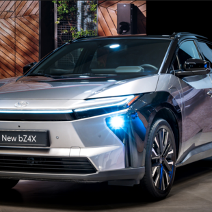 Toyota bZ4X, Toyota C-HR+ και Urban Cruiser Electric: Τα νέα, αμιγώς ηλεκτρικά μοντέλα της Toyota